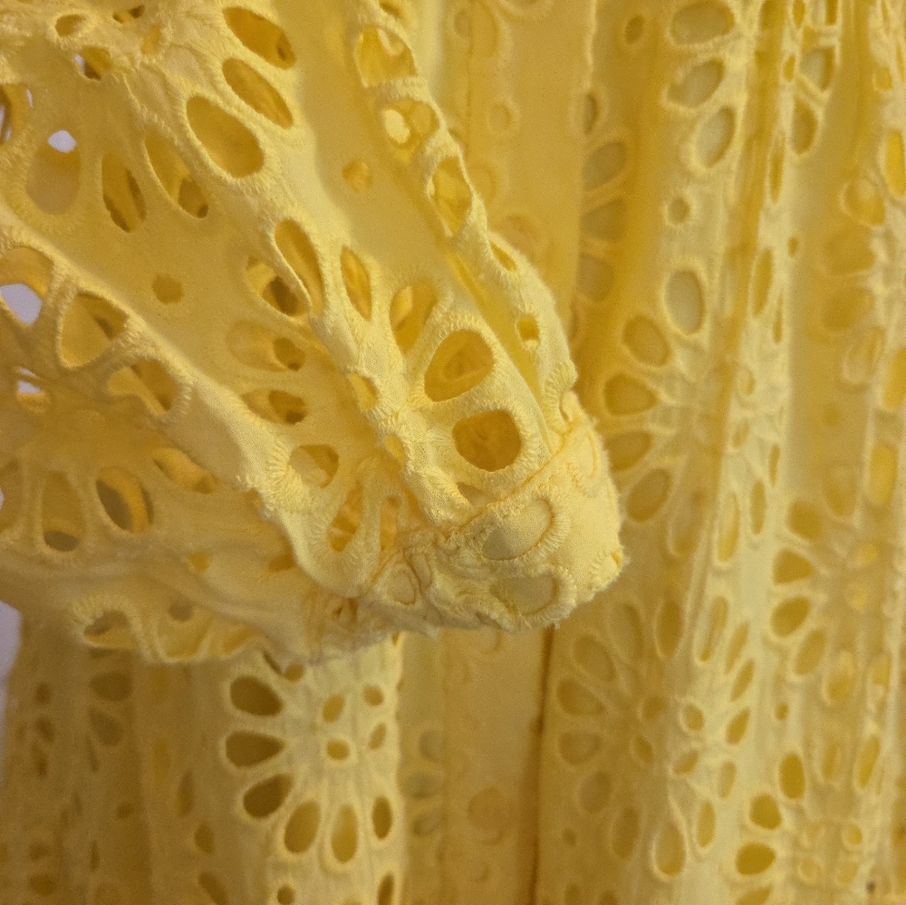 Lilly Pulitzer Kenna Shirtdress Oversize Pinwheel Eyelet Resort Yellow Size 6 - Picture 5 of 11